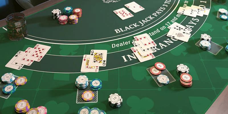 Chiến thuật cơ bản cho người mới chơi blackjack là gì